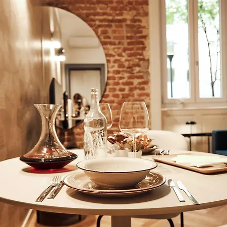 Apartamento Urban Flats Sanzio 20 - Vicino A Duomo, Stadio E Fiera *